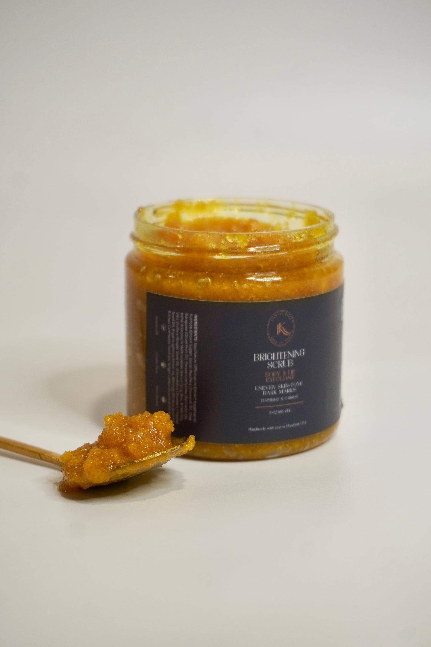 Brightening Scrub